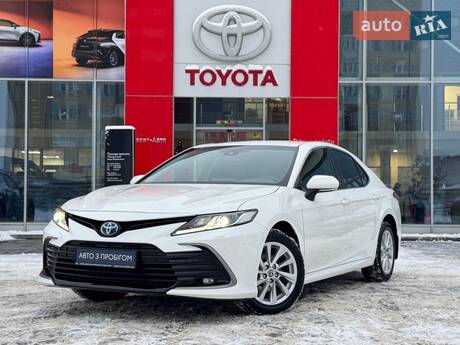 Toyota Camry 2024 в Ивано-Франковске