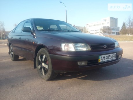 Toyota Carina E