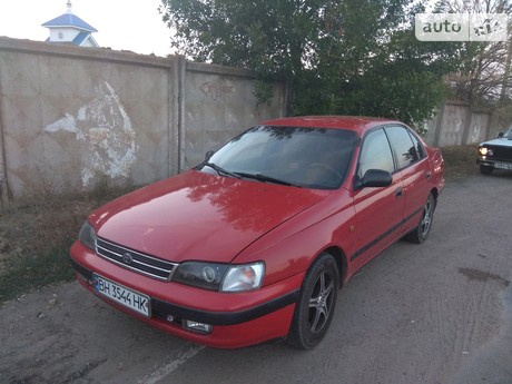 Toyota Carina E