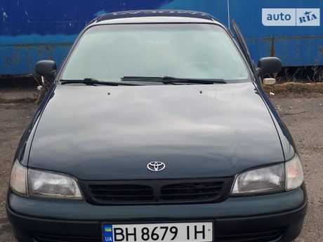 Toyota Carina E