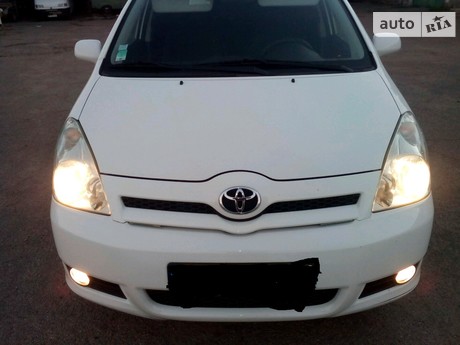 Toyota Corolla Verso 2005