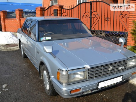 Crown Toyota Crown