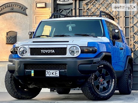 Toyota FJ Cruiser