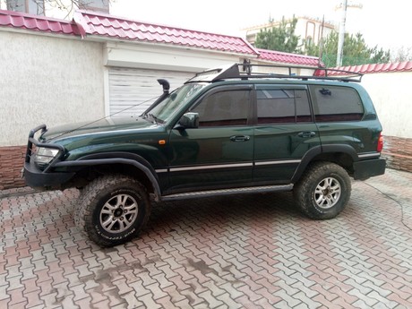 Toyota Land Cruiser