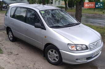 Toyota Picnic  1997