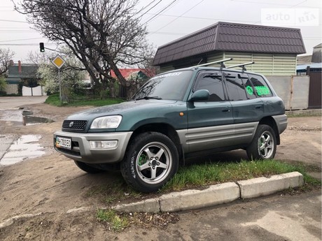 Toyota RAV4 1998