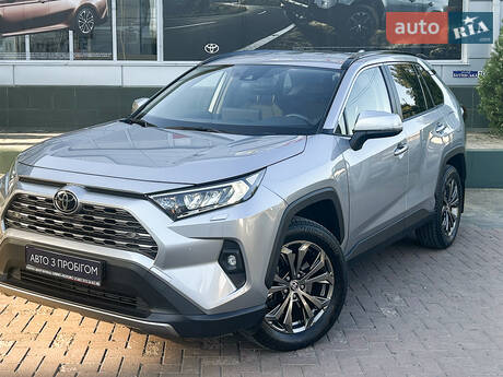 Toyota RAV4 2023 в Черновцах