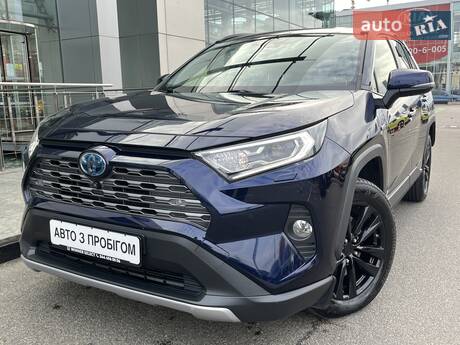 Toyota RAV4 2019 в Киеве