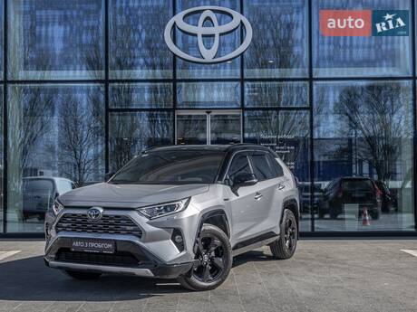 Toyota RAV4 2021 в Дніпрі