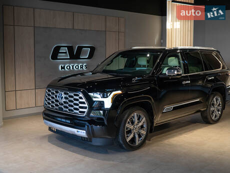 Toyota Sequoia 2025 в Киеве