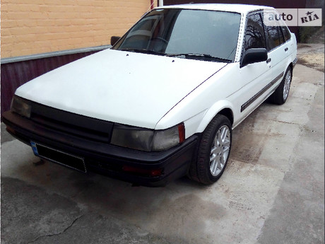 Toyota Sprinter 1990
