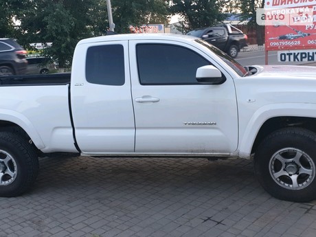 Toyota Tacoma