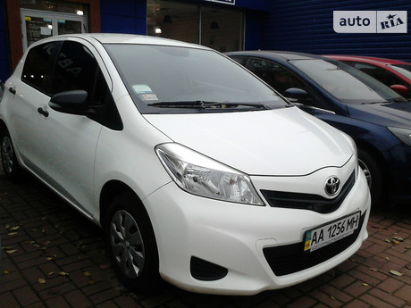 Toyota Yaris 2012