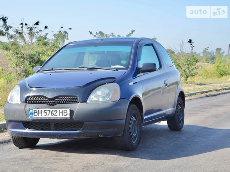 Toyota Yaris 2001