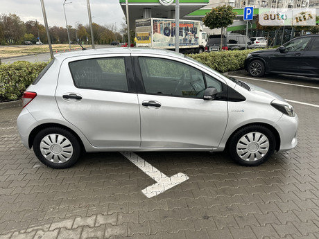 Toyota Yaris 2012