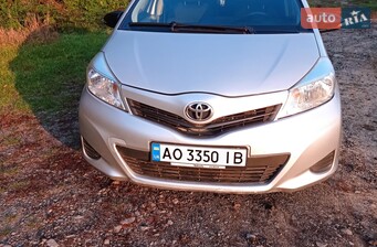Toyota Yaris  2012