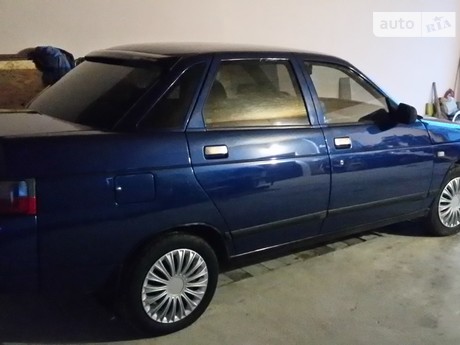 ВАЗ 2110 1.6 MT (81 л.с.) 2006