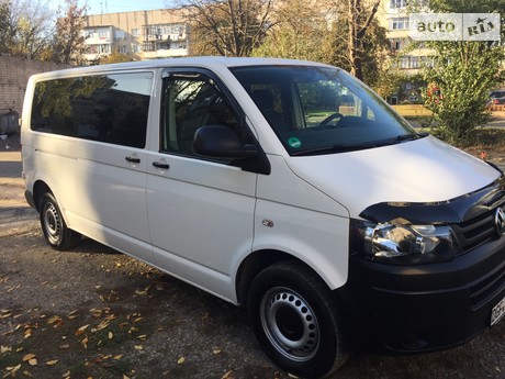 Volkswagen Caravelle 2014