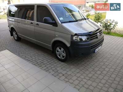 Volkswagen Caravelle