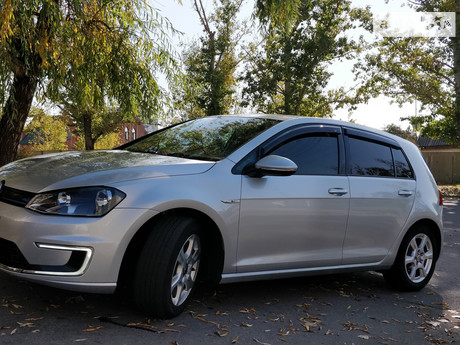 Volkswagen e-Golf