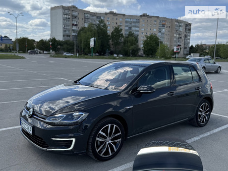 Volkswagen e-Golf 2019
