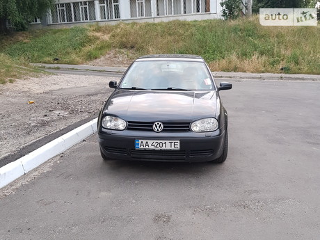 Volkswagen Golf IV