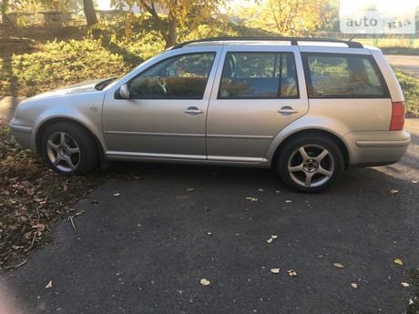 Volkswagen Golf IV