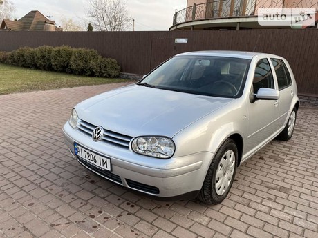 AUTO.RIA – Отзывы о Volkswagen Golf IV 2003 года от владельцев: плюсы и  минусы