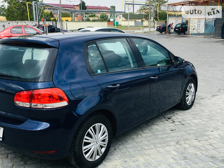 Volkswagen Golf VI