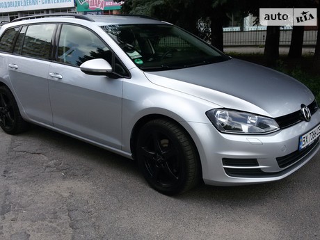 Volkswagen Golf VII