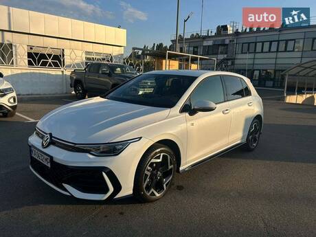 Volkswagen Golf 2024 в Ивано-Франковске