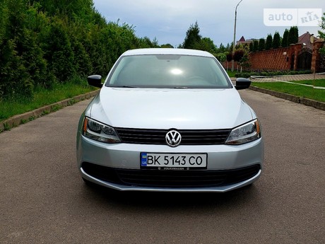 Гольф: замена масла двигателя и прочие услуги для VW (Фольксваген) Golf в СПб