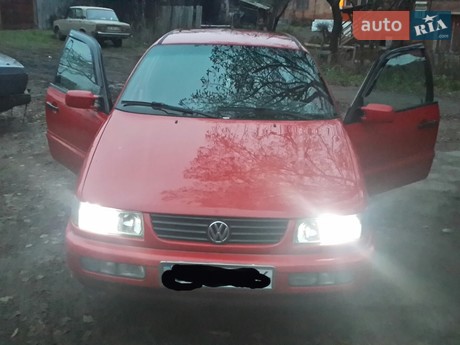 Volkswagen Passat B4