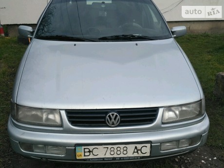 Volkswagen Passat B4