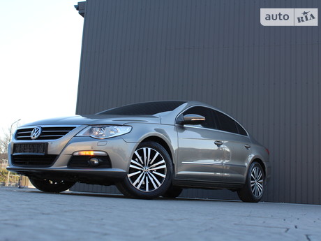 Volkswagen Passat CC 2011