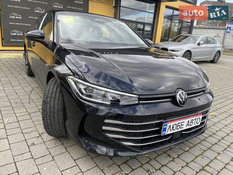 Volkswagen Passat 2025 в Львове