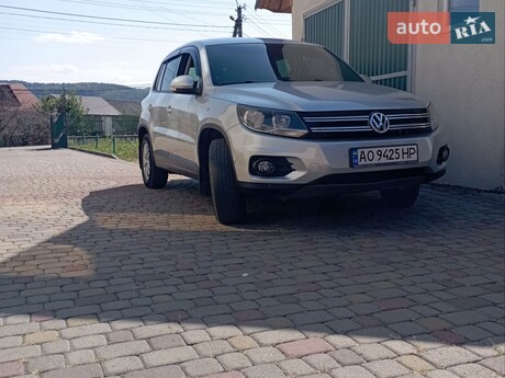 Volkswagen Tiguan 2012 Volkswagen Tiguan 2012