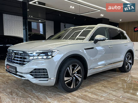 Volkswagen Touareg 2021 в Киеве