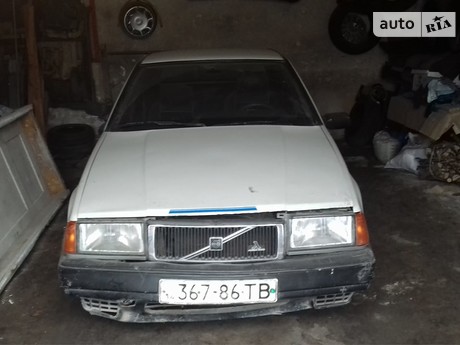 Volvo 440