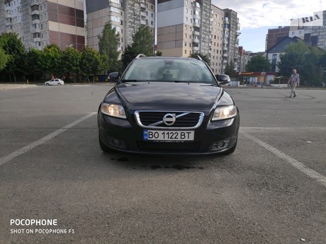 Volvo V50