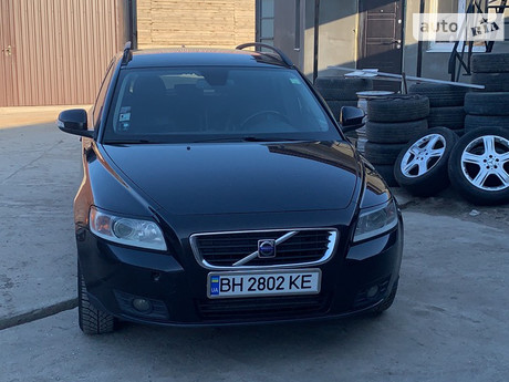 Volvo V50