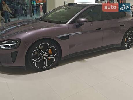 Xiaomi SU7 2025 в Киеве