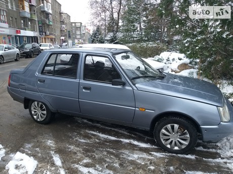 ЗАЗ 1103 Славута 1.2 MT (62 л.с.) 2008