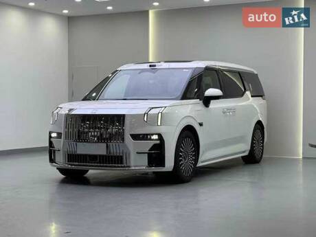 Zeekr 009 2024 в Погребах