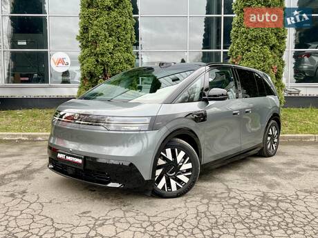 Zeekr Mix 2024 в Киеве