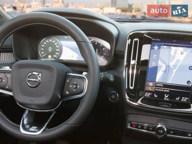 Соединяя с миром развлечений