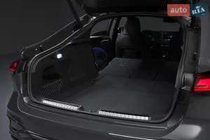 Максимум простору і зручності - Новий Audi A5 B10 ліфтбек