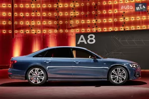 Премиальный стиль - Новый Audi A8 D5 (FL) седан