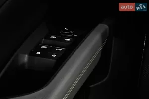 Функциональность без компромиссов - Новый  Q4 e-tron 1 поколение кроссовер