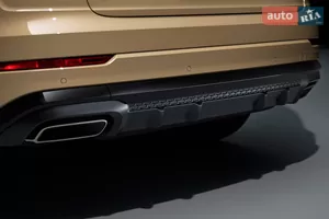 Безпечне маневрування - Новий Audi Q8 1 поколение (FL) кросовер-купе